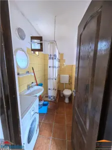 Studio 33 m² – Entièrement Meublé + Parking + Terrasse | €300 Tout Compris - foto 4