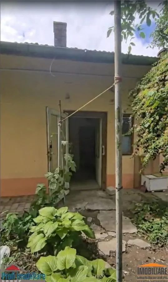 APARTAMENT 1 CAMERA ÎN ZONA CENTRALA ARAD – 22 MP + ANEXA 9 MP SI GRADINA - foto 1