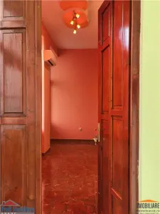 Apart 3 camere etaj 1 la KM 0 - Primaria Arad - Arad