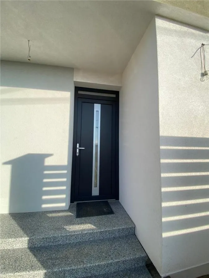 Vila moderna cu terasa panoramica, zona Gai - foto 14