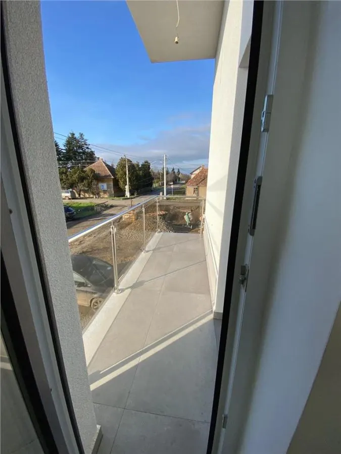 Vila moderna cu terasa panoramica, zona Gai - foto 9