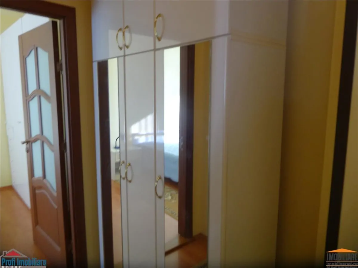 Inchiriez apartament cu 2 camere, et. 1- Podgoria - foto 12