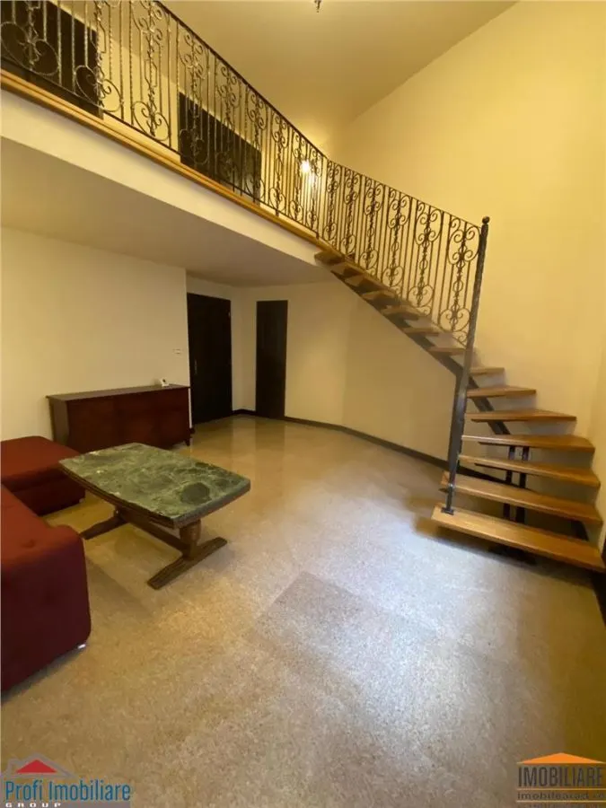 Appartement Spacieux en Centre-Ville d'Arad - foto 2