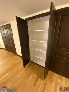 Appartement Spacieux en Centre-Ville d'Arad - foto 3