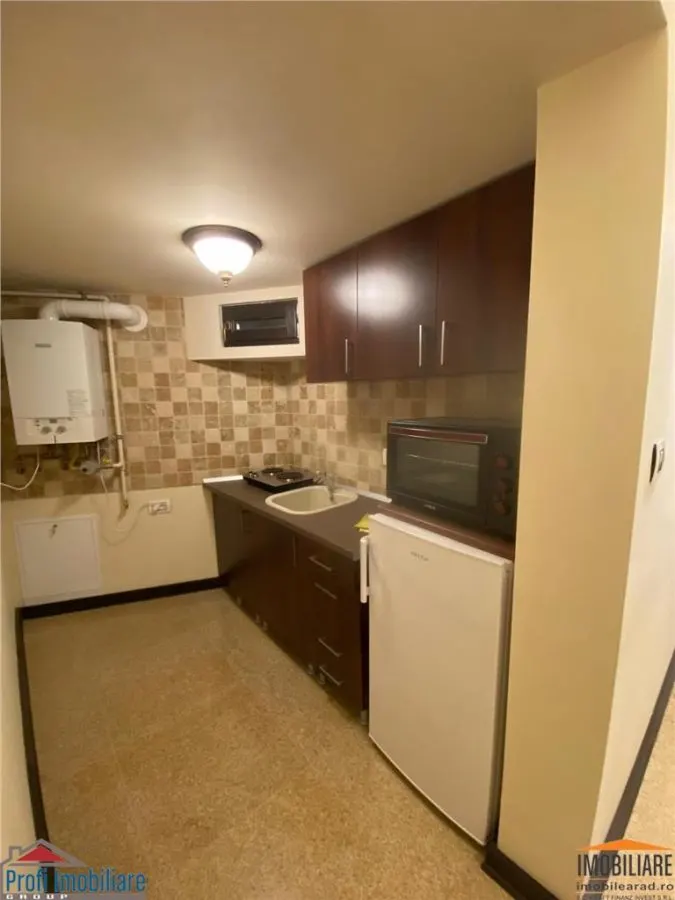 Appartement Spacieux en Centre-Ville d'Arad - foto 9