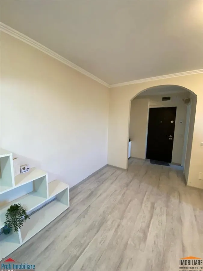 Inchiriez apartament 2 camere ultracentral - foto 4