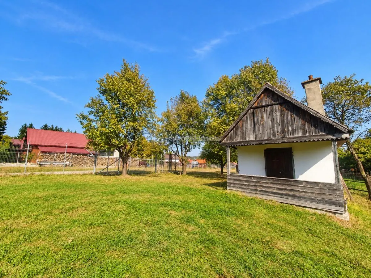 Terrain Premium à Tocile – Potentiel d'Investissement - foto 1