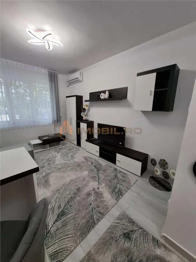Garsoniera - Zona Nicolina (Podu Ros) - arata Lux - foto 4