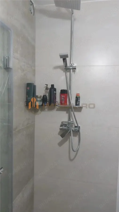 Apartament 4 camere zona cartier Nicolina 1 - foto 12