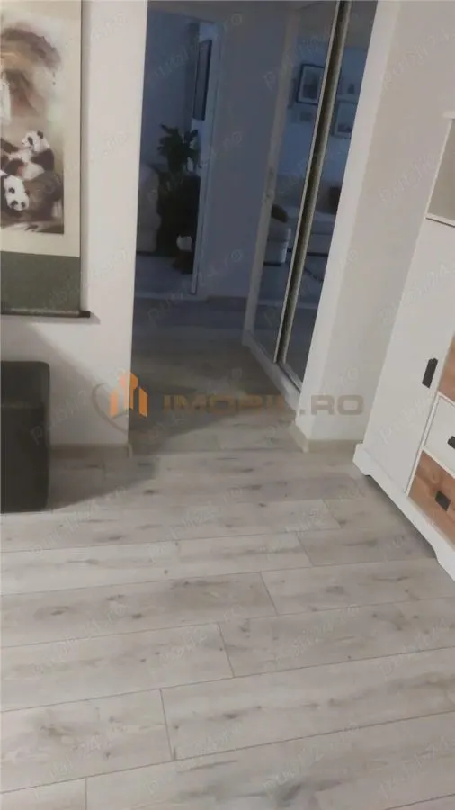 Apartament 4 camere zona cartier Nicolina 1 - foto 3