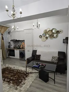 Apartment with 2 bedrooms for sale 38 sqm in Iasi, Central area - Iasi