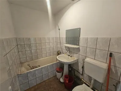 Apartment with 2 bedrooms for sale 46 sqm in Resita, Micro I area - foto 19