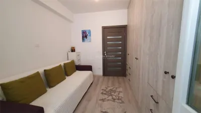 Apartment with 3 bedrooms for sale 64 sqm in Suceava, Burdujeni area - foto 8