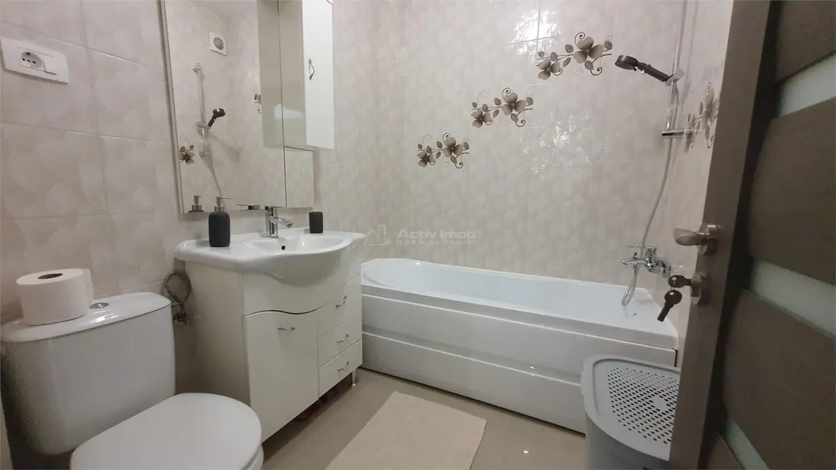 Apartment with 3 bedrooms for sale 64 sqm in Suceava, Burdujeni area - foto 10