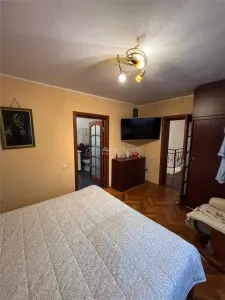 casa Piata Centrala Galati - foto 5