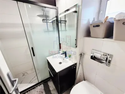Apartament cu 3 camere de inchiriat in Centru - foto 9