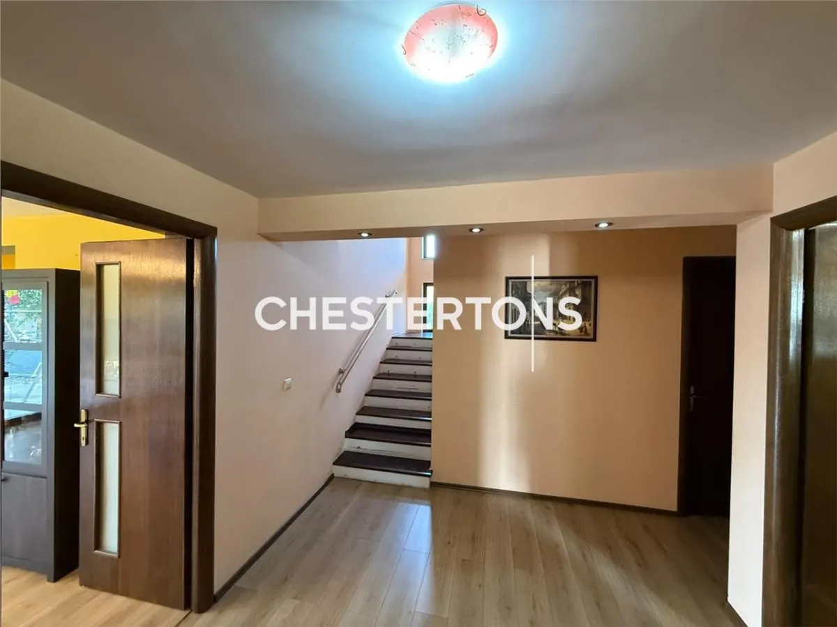 Vila individuala 7 camere, mobilata utilata, teren 1110mp si garaj in comuna Stoenesti, judet Giurgiu - foto 17