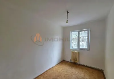Apartament 3 camere zona Alexandru cel Bun - foto 6