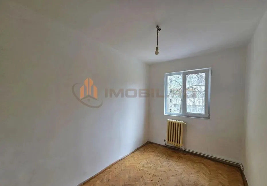 Apartament 3 camere zona Alexandru cel Bun - foto 6