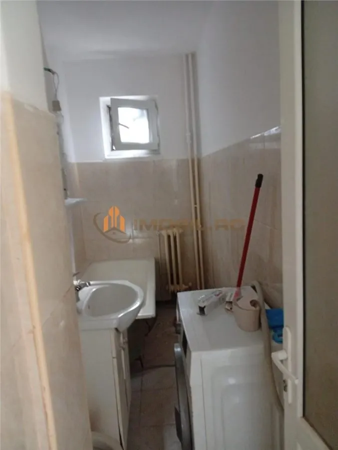 Apartament 3 camere zona Alexandru cel Bun - foto 8