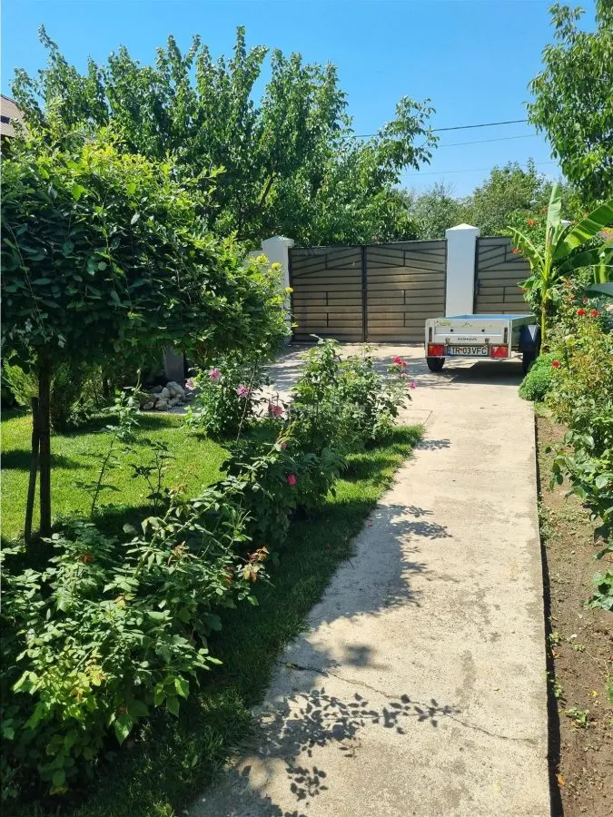 Casa-Vila Noua la intrare in Buzescu P+M - foto 19