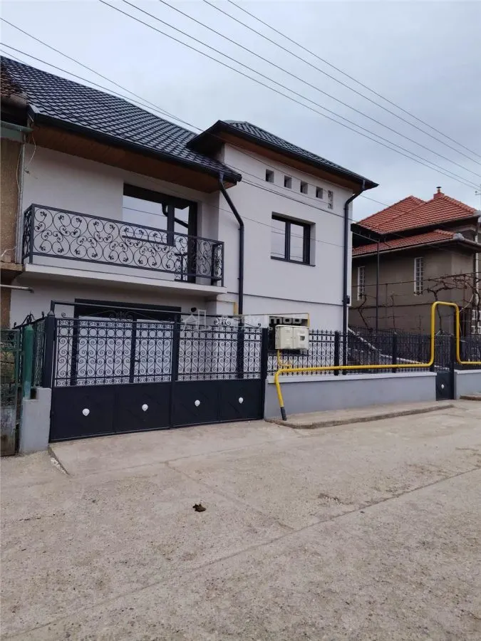 Casa renovata 2026 Chizid 3 dormitoare 3 bai - foto 1
