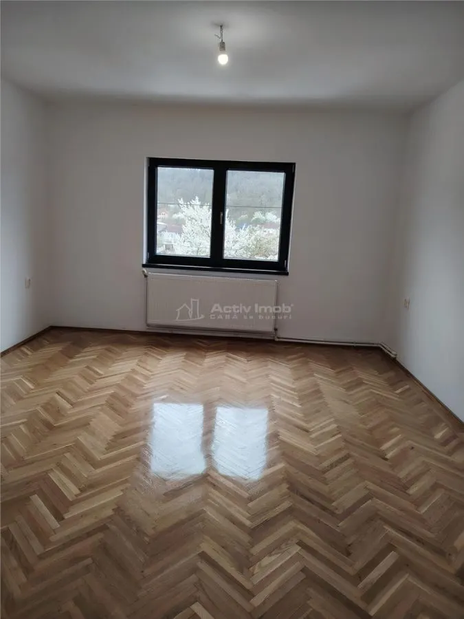 Casa renovata 2026 Chizid 3 dormitoare 3 bai - foto 11