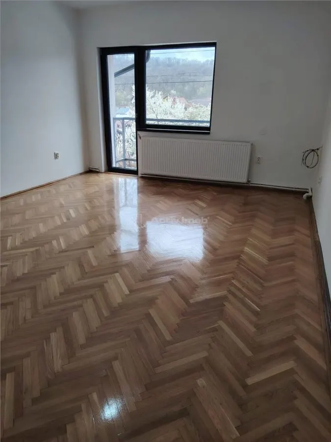 Casa renovata 2026 Chizid 3 dormitoare 3 bai - foto 14