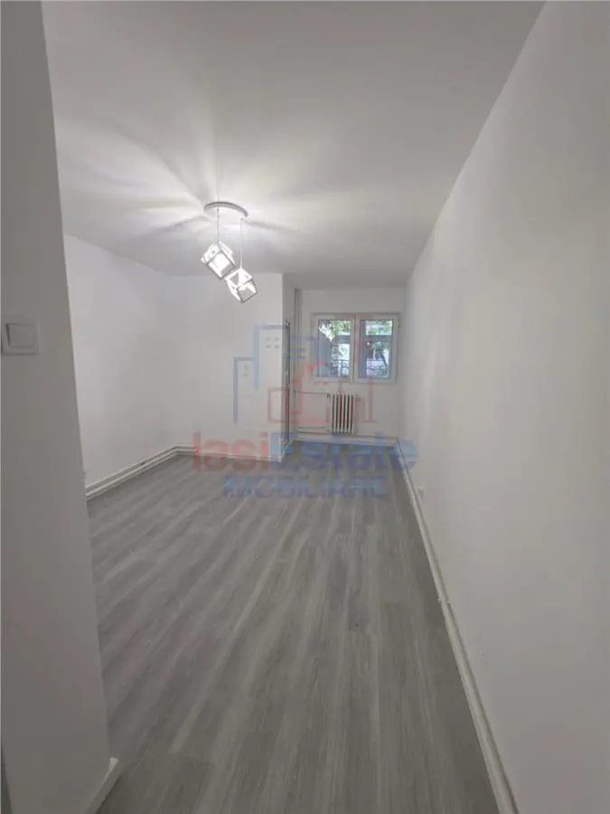 zona Nicolina Garsoniera - parter inalt - foto 1