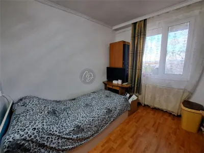 Apartamento Central con Vistas Panorámicas en Salonta - foto 3