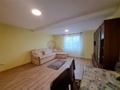 埃皮斯科皮亚宽敞地块的坚固砖砌住宅 - foto 10