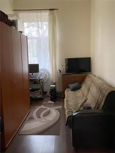 靠近佩托菲公园的砖砌住宅，奥拉迪亚 - foto 3