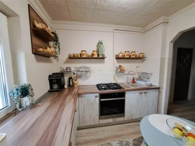 Fully Renovated Central Apartment, Salonta - Salonta