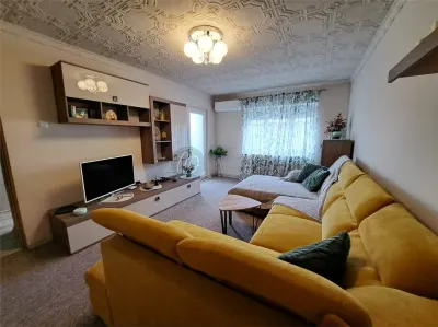 Fully Renovated Central Apartment, Salonta - foto 8
