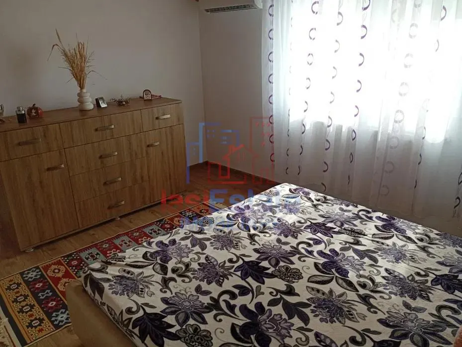 Carlig vila P+M su 90mp garaj si anexa teren 1000mp - foto 5