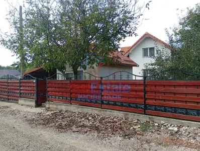 Carlig vila P+M su 90mp garaj si anexa teren 1000mp - foto 8