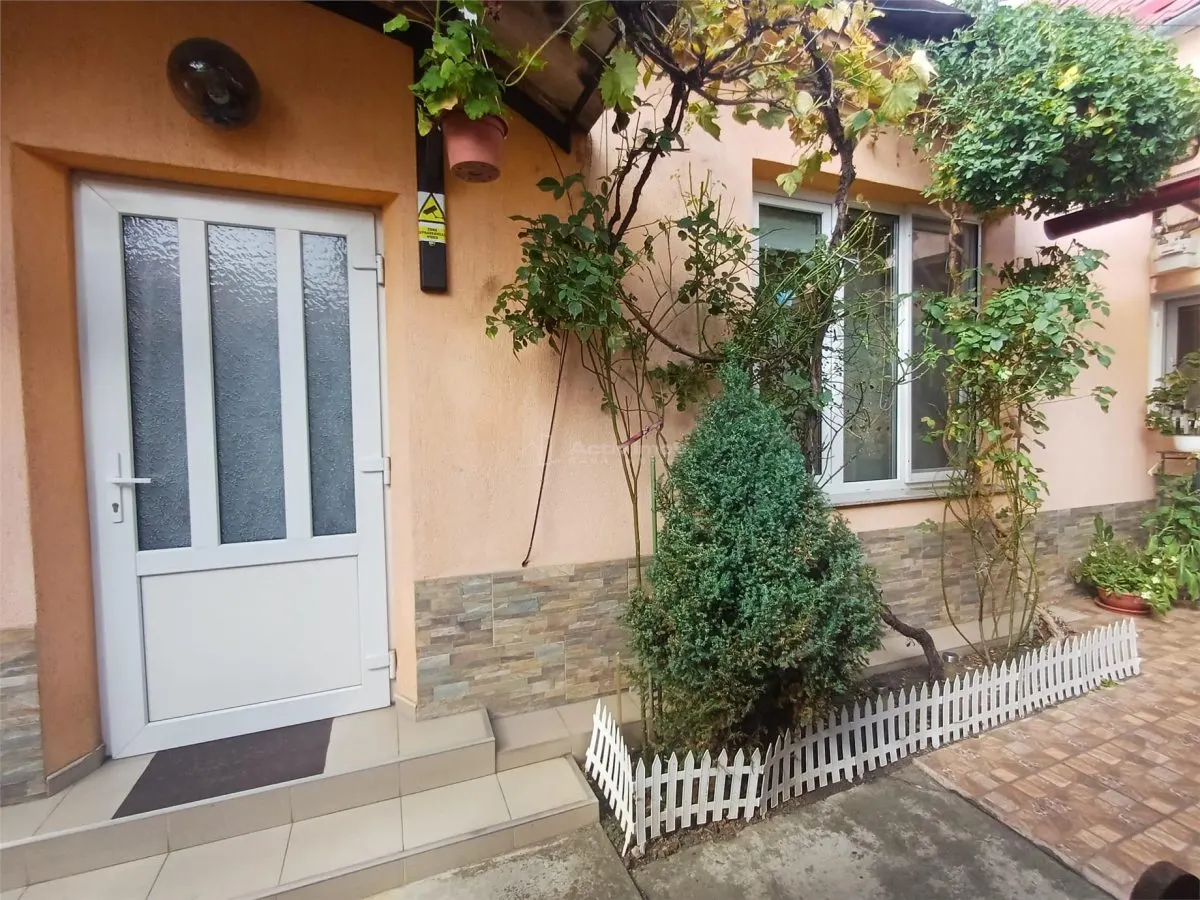 Maison Entièrement Rénovée à Vendre à Cisnadie près de Lidl - foto 1