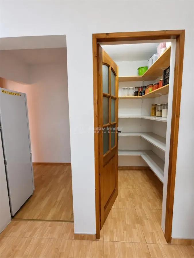 Maison Entièrement Rénovée à Vendre à Cisnadie près de Lidl - foto 15