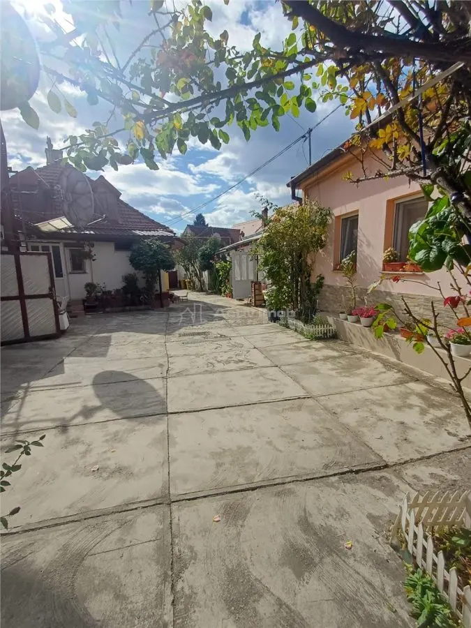 Maison Entièrement Rénovée à Vendre à Cisnadie près de Lidl - foto 19