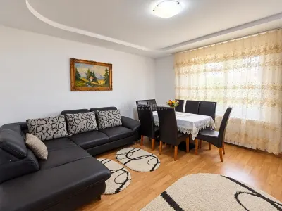 Maison Entièrement Rénovée à Vendre à Cisnadie près de Lidl - foto 6
