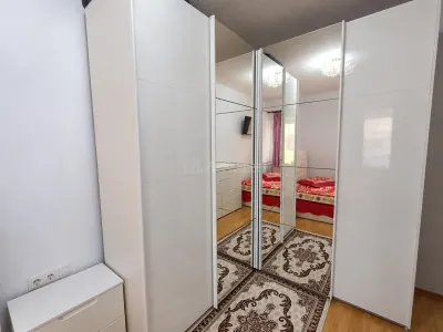 Maison Entièrement Rénovée à Vendre à Cisnadie près de Lidl - foto 10