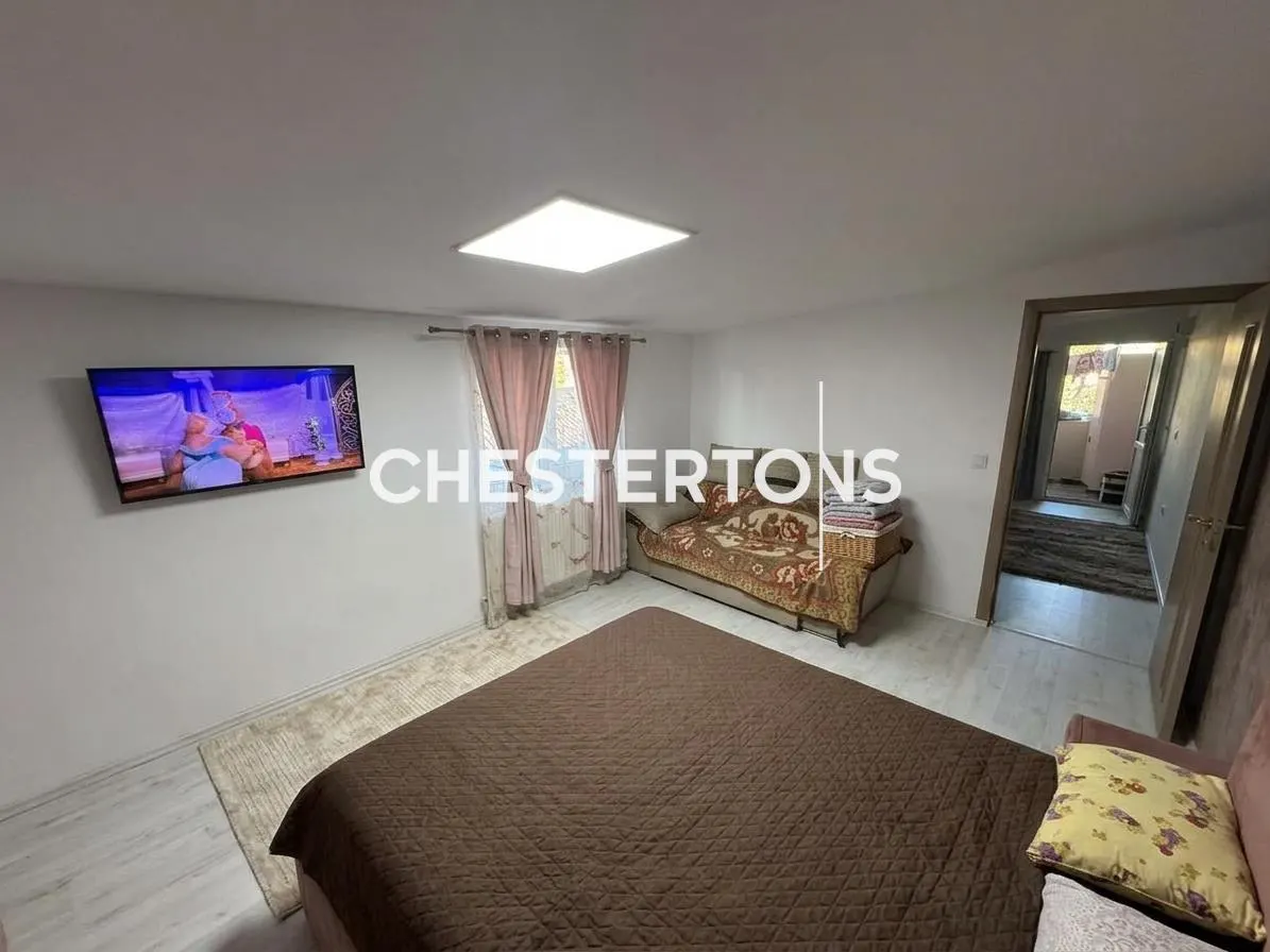 فيلا مفروشة للبيع، مجاورة لـ Soseaua Alexandriei، منطقة Antiaeriana - foto 12