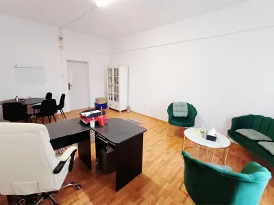 Office for sale in Resita, Central area - foto 7