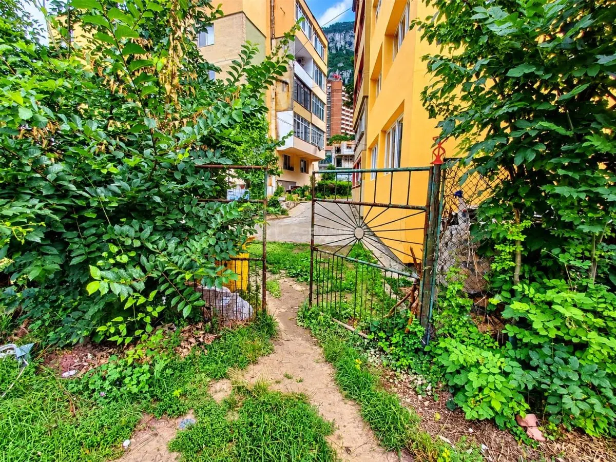 Baile Herculane | Villa Miramonte | 3204 m² Terrain | Centre-Ville - foto 24