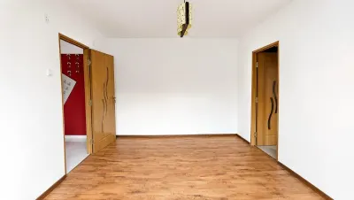 Resita, Appartement 2 Chambres, Classe Confort, 1er Étage, Moroasa - foto 5
