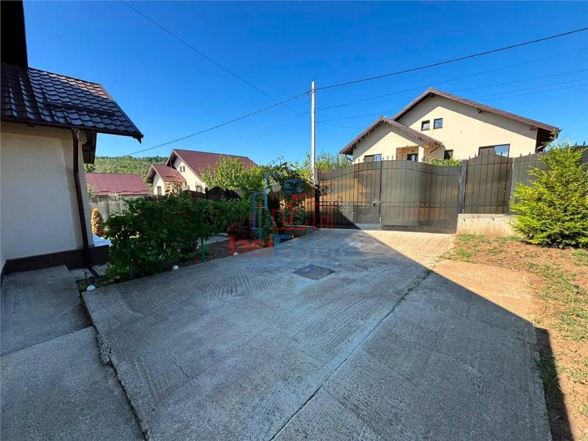 Maison Individuelle, 3 Chambres, Terrain 480m², Valea Adanca - foto 3