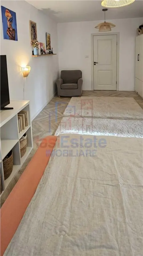 Apartament cu 2 camere, 60 mp, boxa, de vanzare in Baza 3 - foto 3