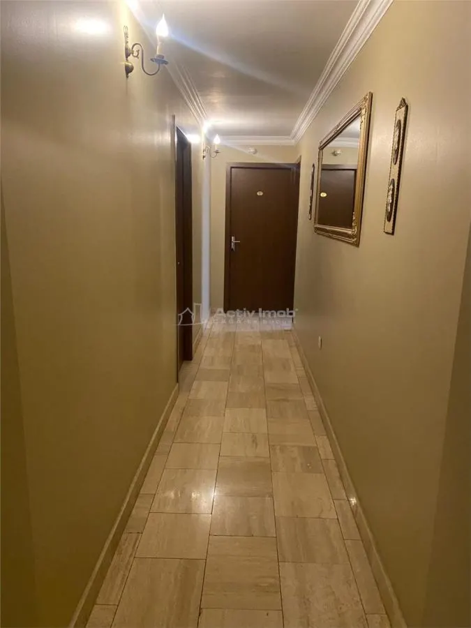 Casa de Huéspedes en Venta en Hunedoara - foto 14