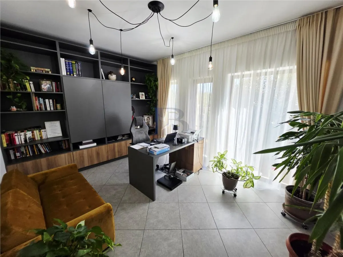 Exceptional Villa in Dumbravita – Space, Comfort and Elegance - foto 12