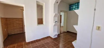 House / villa for sale 100 sqm in Resita, Muncitoresc area - foto 20